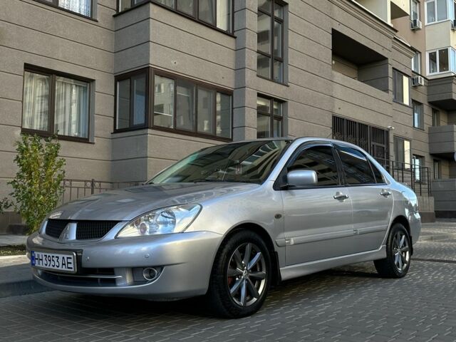 Мицубиси Лансер 2006 в Одессе на Automoto.ua Серый Мицубиси Лансер, объемом двигателя 1.6 л и пробегом 240 тыс. км за 4900 $, фото 4 на Automoto.ua