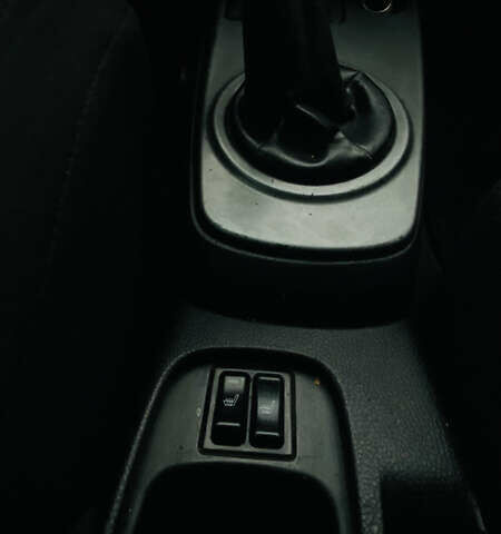 Серый Мицубиси Лансер, объемом двигателя 1.6 л и пробегом 253 тыс. км за 2850 $, фото 12 на Automoto.ua