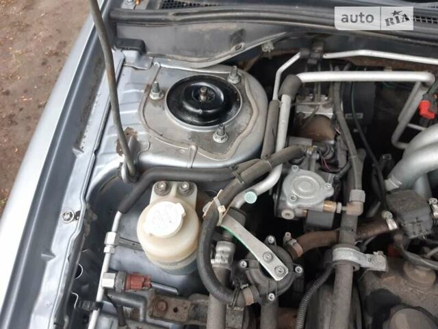 Сірий Міцубісі Lancer, об'ємом двигуна 1.58 л та пробігом 340 тис. км за 4000 $, фото 4 на Automoto.ua