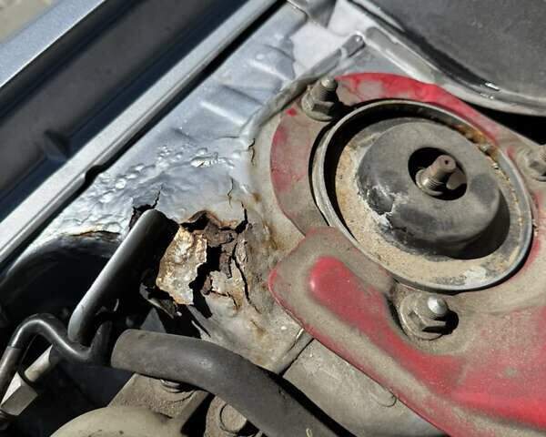 Мицубиси Лансер 2006 в Львове на Automoto.ua Серый Мицубиси Лансер, объемом двигателя 2 л и пробегом 272 тыс. км за 4999 $, фото 13 на Automoto.ua