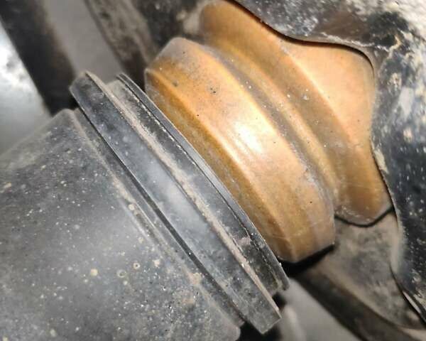 Сірий Міцубісі Lancer, об'ємом двигуна 1.58 л та пробігом 217 тис. км за 3500 $, фото 20 на Automoto.ua