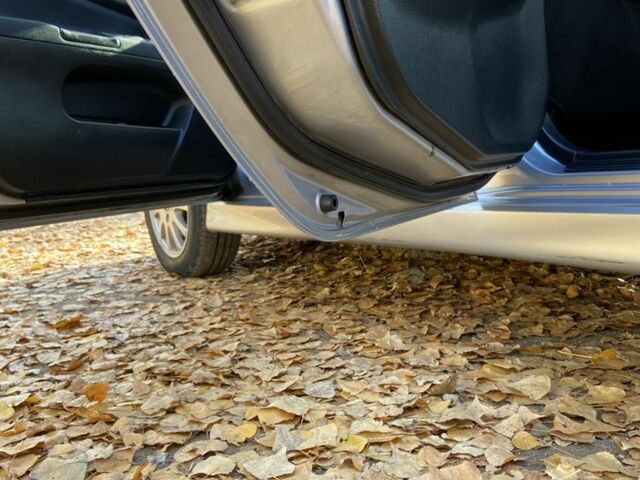 Серый Мицубиси Лансер, объемом двигателя 1.6 л и пробегом 204 тыс. км за 3999 $, фото 9 на Automoto.ua