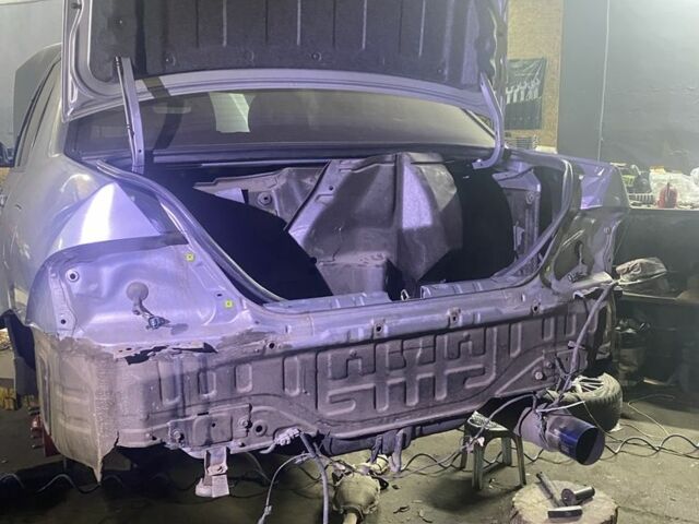 Серый Мицубиси Лансер, объемом двигателя 2 л и пробегом 256 тыс. км за 7000 $, фото 18 на Automoto.ua