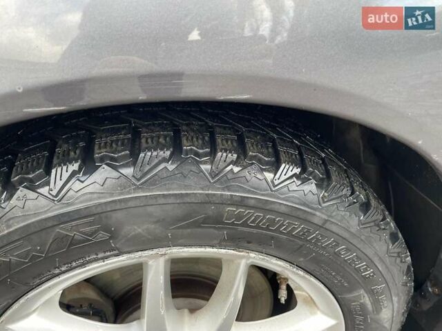 Сірий Міцубісі Lancer, об'ємом двигуна 1.6 л та пробігом 262 тис. км за 4400 $, фото 11 на Automoto.ua