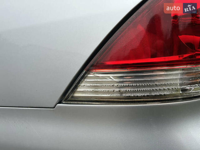 Сірий Міцубісі Lancer, об'ємом двигуна 1.6 л та пробігом 223 тис. км за 3900 $, фото 8 на Automoto.ua