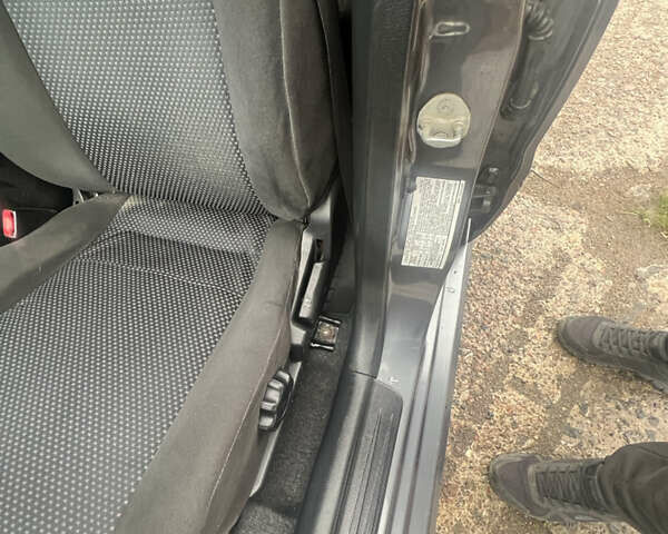 Серый Мицубиси Лансер, объемом двигателя 1.6 л и пробегом 193 тыс. км за 4700 $, фото 18 на Automoto.ua