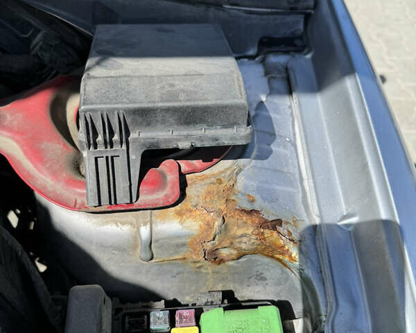 Мицубиси Лансер 2006 в Львове на Automoto.ua Серый Мицубиси Лансер, объемом двигателя 2 л и пробегом 272 тыс. км за 4999 $, фото 12 на Automoto.ua