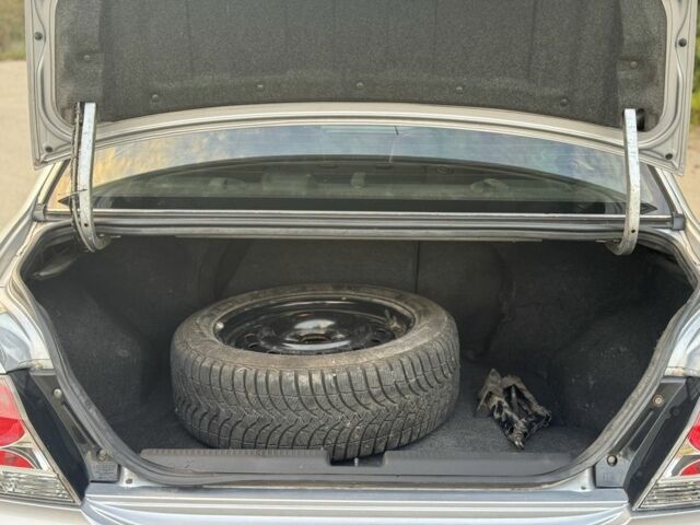 Серый Мицубиси Лансер, объемом двигателя 2 л и пробегом 185 тыс. км за 4600 $, фото 17 на Automoto.ua