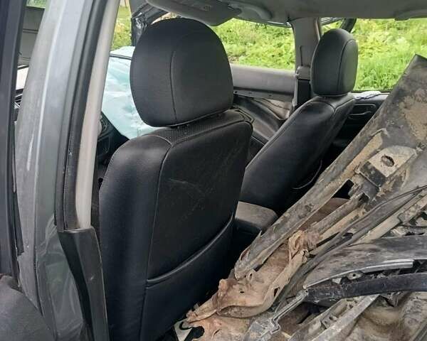 Мицубиси Лансер 2007 в Тернополе на Automoto.ua Серый Мицубиси Лансер, объемом двигателя 1.6 л и пробегом 350 тыс. км за 900 $, фото 3 на Automoto.ua