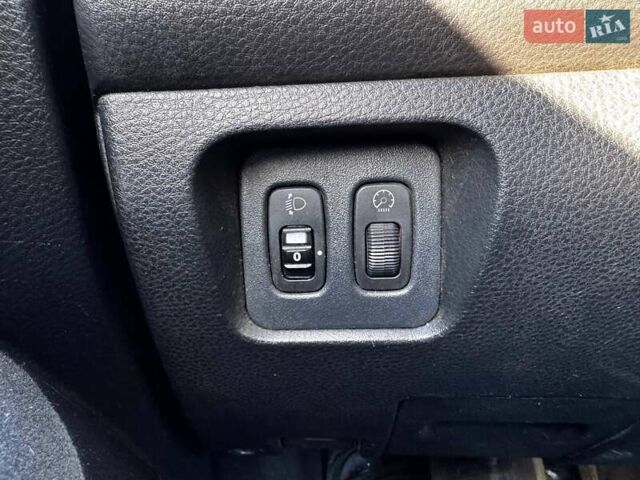 Сірий Міцубісі Lancer, об'ємом двигуна 1.6 л та пробігом 237 тис. км за 4950 $, фото 14 на Automoto.ua