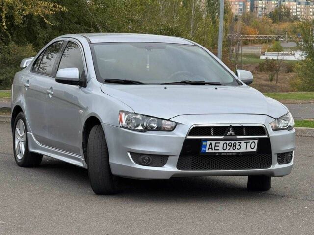 Серый Мицубиси Лансер, объемом двигателя 2 л и пробегом 207 тыс. км за 5800 $, фото 3 на Automoto.ua
