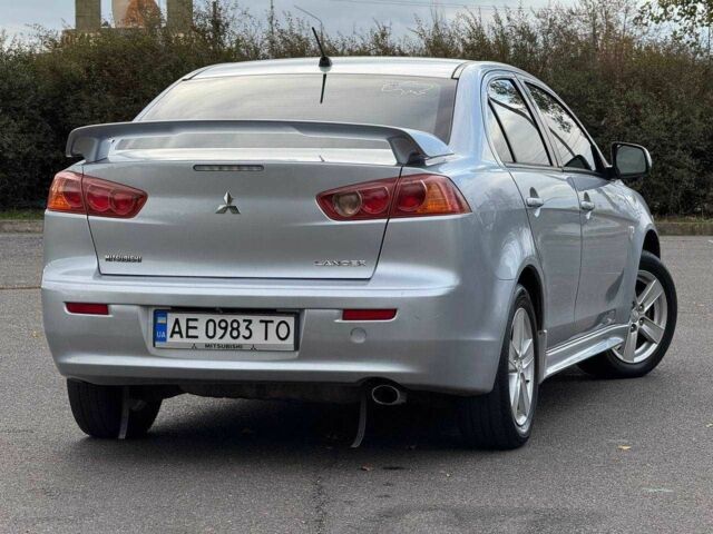 Серый Мицубиси Лансер, объемом двигателя 2 л и пробегом 207 тыс. км за 5800 $, фото 7 на Automoto.ua