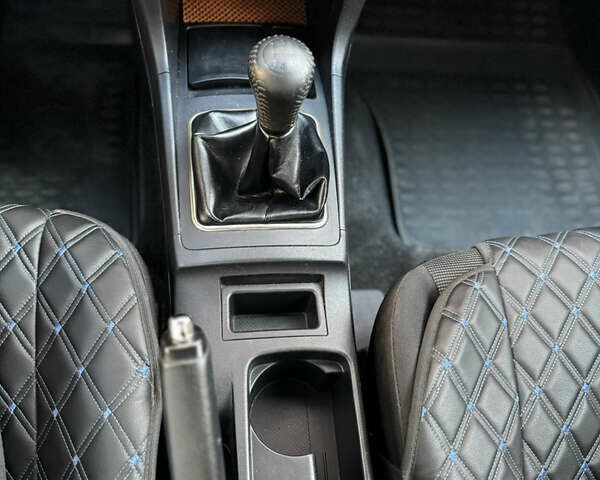 Сірий Міцубісі Lancer, об'ємом двигуна 2 л та пробігом 173 тис. км за 6800 $, фото 28 на Automoto.ua