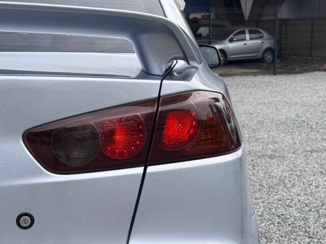 Сірий Міцубісі Lancer, об'ємом двигуна 2 л та пробігом 150 тис. км за 6700 $, фото 7 на Automoto.ua