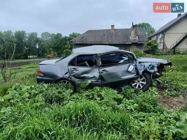 Мицубиси Лансер 2007 в Тернополе на Automoto.ua Серый Мицубиси Лансер, объемом двигателя 1.6 л и пробегом 350 тыс. км за 900 $, фото 2 на Automoto.ua