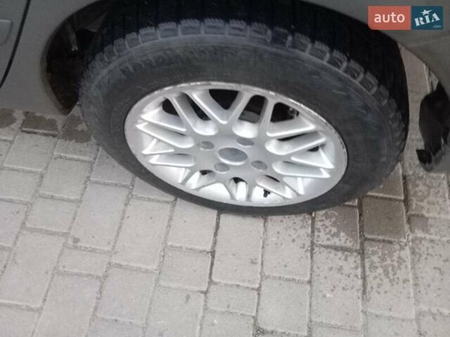 Мицубиси Лансер 2007 в Ивано-Франковске на Automoto.ua Серый Мицубиси Лансер, объемом двигателя 1.58 л и пробегом 238 тыс. км за 2950 $, фото 5 на Automoto.ua