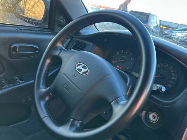 Серый Мицубиси Лансер, объемом двигателя 1.6 л и пробегом 280 тыс. км за 4600 $, фото 19 на Automoto.ua