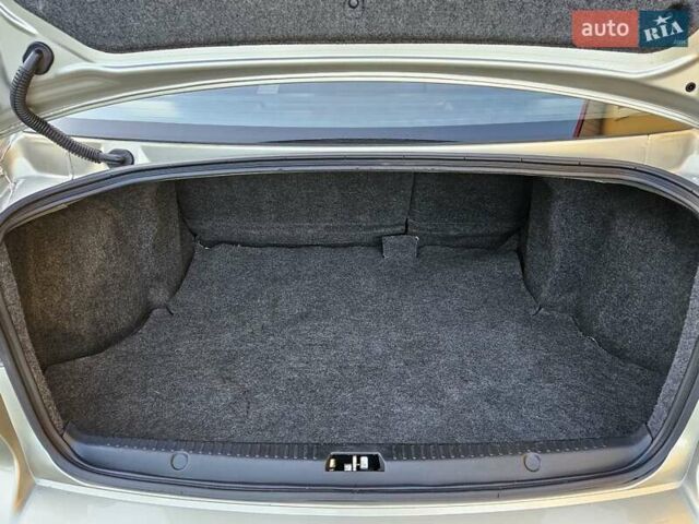 Серый Мицубиси Лансер, объемом двигателя 2 л и пробегом 282 тыс. км за 5450 $, фото 74 на Automoto.ua