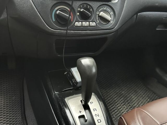 Серый Мицубиси Лансер, объемом двигателя 1.6 л и пробегом 238 тыс. км за 4300 $, фото 11 на Automoto.ua