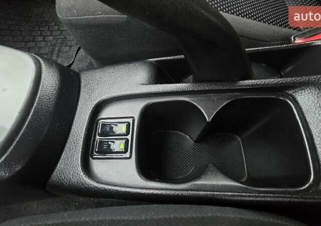 Сірий Міцубісі Lancer, об'ємом двигуна 1.6 л та пробігом 213 тис. км за 3600 $, фото 17 на Automoto.ua