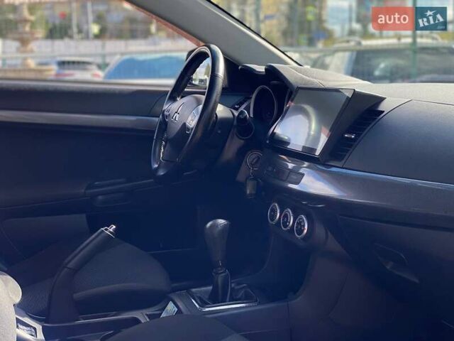 Серый Мицубиси Лансер, объемом двигателя 2 л и пробегом 150 тыс. км за 6100 $, фото 15 на Automoto.ua