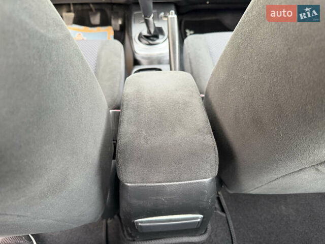 Серый Мицубиси Лансер, объемом двигателя 1.3 л и пробегом 160 тыс. км за 5555 $, фото 50 на Automoto.ua