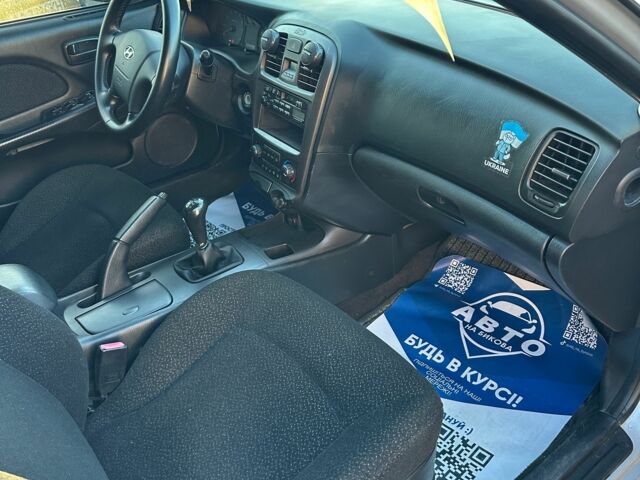 Серый Мицубиси Лансер, объемом двигателя 1.6 л и пробегом 280 тыс. км за 4600 $, фото 17 на Automoto.ua