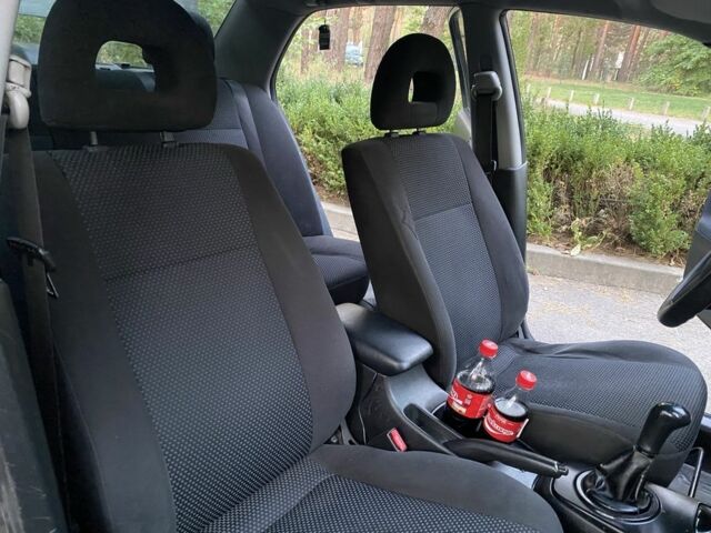 Серый Мицубиси Лансер, объемом двигателя 1.6 л и пробегом 250 тыс. км за 3999 $, фото 7 на Automoto.ua