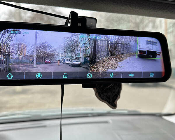 Серый Мицубиси Лансер, объемом двигателя 1.6 л и пробегом 238 тыс. км за 4400 $, фото 23 на Automoto.ua