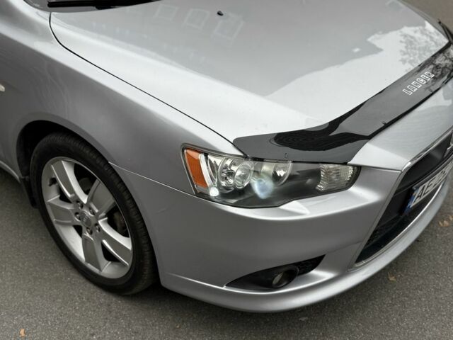 Сірий Міцубісі Lancer, об'ємом двигуна 2 л та пробігом 220 тис. км за 6400 $, фото 3 на Automoto.ua