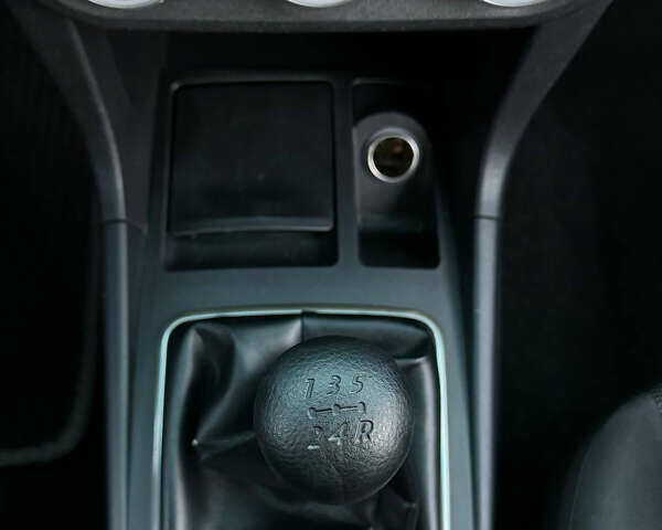 Мицубиси Лансер 2007 в Калуше на Automoto.ua Серый Мицубиси Лансер, объемом двигателя 2 л и пробегом 134 тыс. км за 8950 $, фото 29 на Automoto.ua