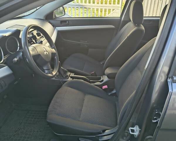 Мицубиси Лансер 2007 в Калуше на Automoto.ua Серый Мицубиси Лансер, объемом двигателя 1.5 л и пробегом 188 тыс. км за 6200 $, фото 8 на Automoto.ua