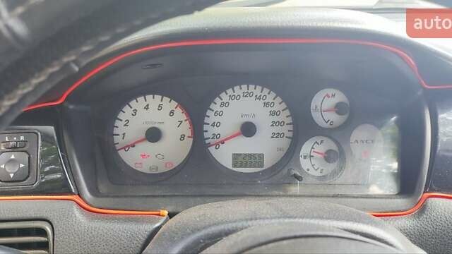 Сірий Міцубісі Lancer, об'ємом двигуна 1.6 л та пробігом 234 тис. км за 4500 $, фото 8 на Automoto.ua