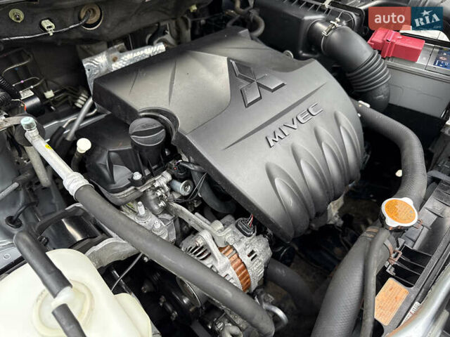 Міцубісі Lancer 2007 у Житомирі на Automoto.ua Сірий Міцубісі Lancer, об'ємом двигуна 1.5 л та пробігом 195 тис. км за 5700 $, фото 79 на Automoto.ua