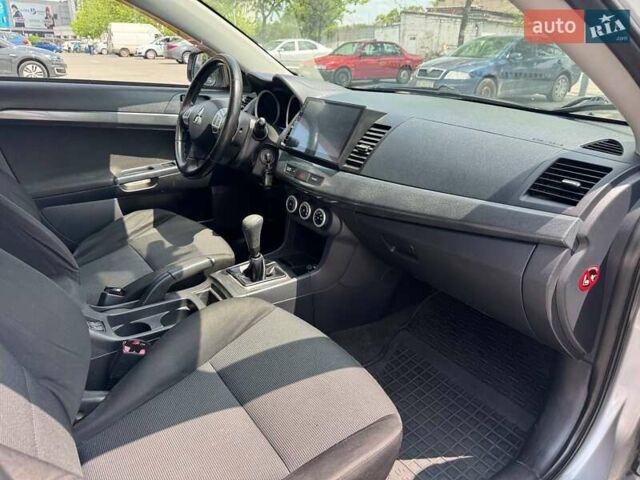 Сірий Міцубісі Lancer, об'ємом двигуна 2 л та пробігом 149 тис. км за 6798 $, фото 16 на Automoto.ua