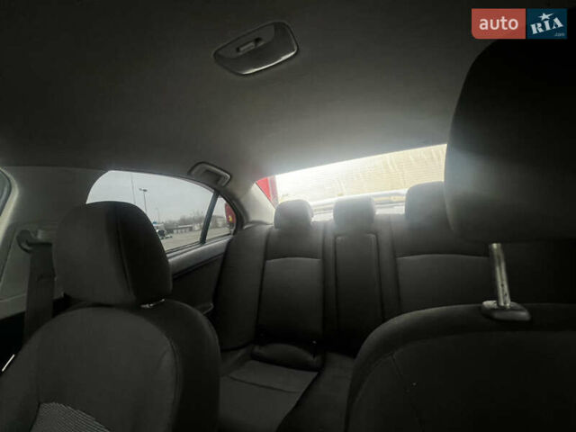 Серый Мицубиси Лансер, объемом двигателя 2 л и пробегом 286 тыс. км за 5800 $, фото 14 на Automoto.ua