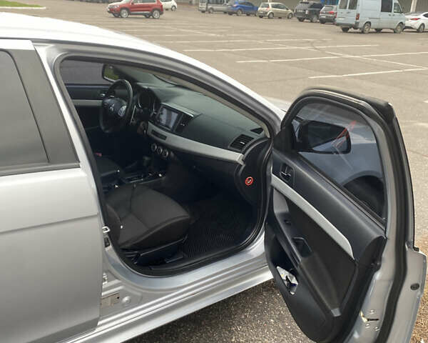 Міцубісі Lancer 2007 у Кременчуге на Automoto.ua Сірий Міцубісі Lancer, об'ємом двигуна 2 л та пробігом 441 тис. км за 5100 $, фото 9 на Automoto.ua