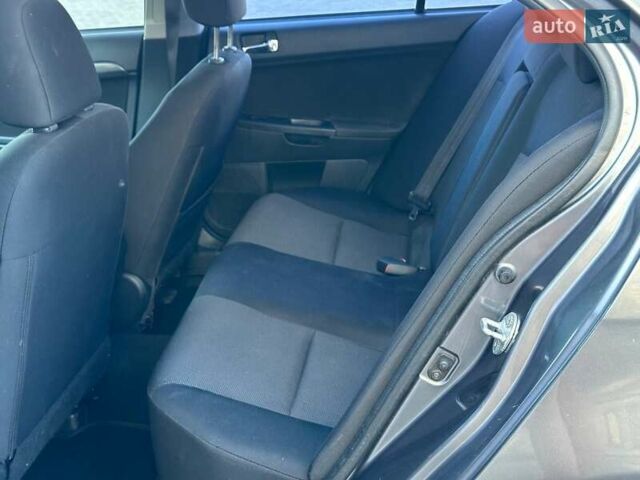 Сірий Міцубісі Lancer, об'ємом двигуна 2 л та пробігом 242 тис. км за 6300 $, фото 2 на Automoto.ua