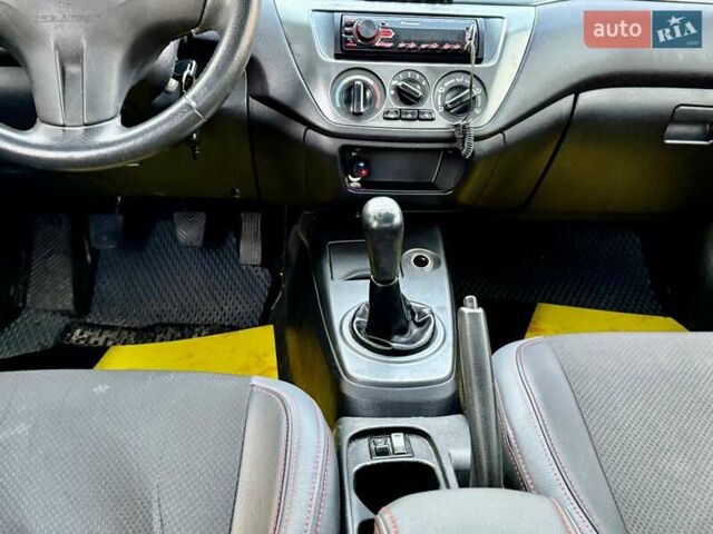 Сірий Міцубісі Lancer, об'ємом двигуна 1.6 л та пробігом 395 тис. км за 4900 $, фото 22 на Automoto.ua