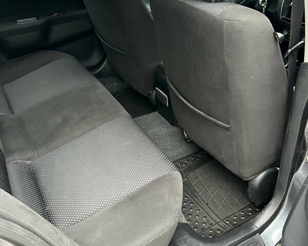 Сірий Міцубісі Lancer, об'ємом двигуна 1.58 л та пробігом 176 тис. км за 4700 $, фото 11 на Automoto.ua