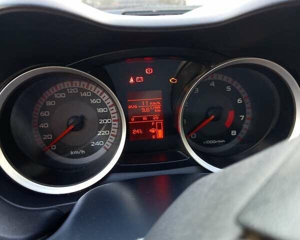 Серый Мицубиси Лансер, объемом двигателя 1.5 л и пробегом 216 тыс. км за 4300 $, фото 20 на Automoto.ua