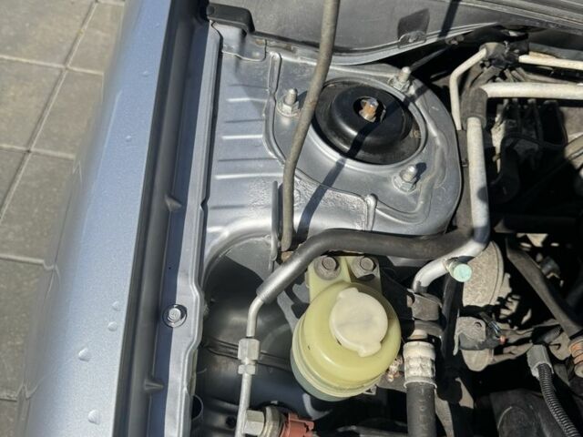 Серый Мицубиси Лансер, объемом двигателя 1.6 л и пробегом 265 тыс. км за 4100 $, фото 14 на Automoto.ua