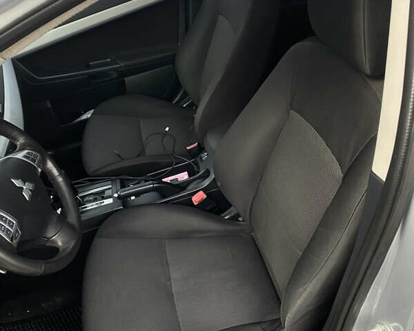Міцубісі Lancer 2007 у Кременчуге на Automoto.ua Сірий Міцубісі Lancer, об'ємом двигуна 2 л та пробігом 441 тис. км за 5100 $, фото 15 на Automoto.ua