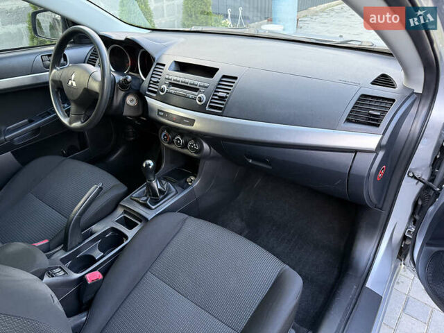 Міцубісі Lancer 2007 у Житомирі на Automoto.ua Сірий Міцубісі Lancer, об'ємом двигуна 1.5 л та пробігом 195 тис. км за 5700 $, фото 42 на Automoto.ua