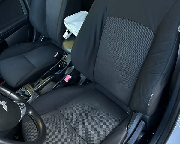 Міцубісі Lancer 2007 у Запоріжжя на Automoto.ua Сірий Міцубісі Lancer, об'ємом двигуна 2 л та пробігом 294 тис. км за 5950 $, фото 30 на Automoto.ua