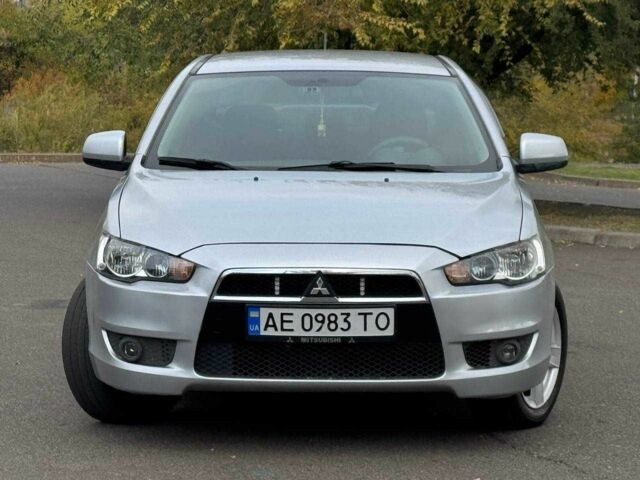 Серый Мицубиси Лансер, объемом двигателя 2 л и пробегом 207 тыс. км за 5800 $, фото 2 на Automoto.ua