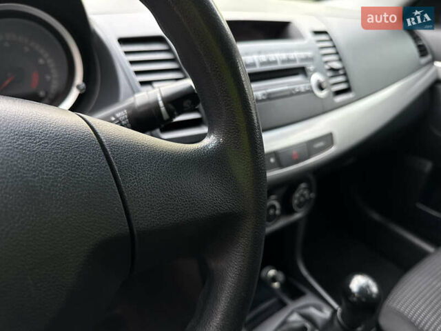 Міцубісі Lancer 2007 у Житомирі на Automoto.ua Сірий Міцубісі Lancer, об'ємом двигуна 1.5 л та пробігом 195 тис. км за 5700 $, фото 30 на Automoto.ua