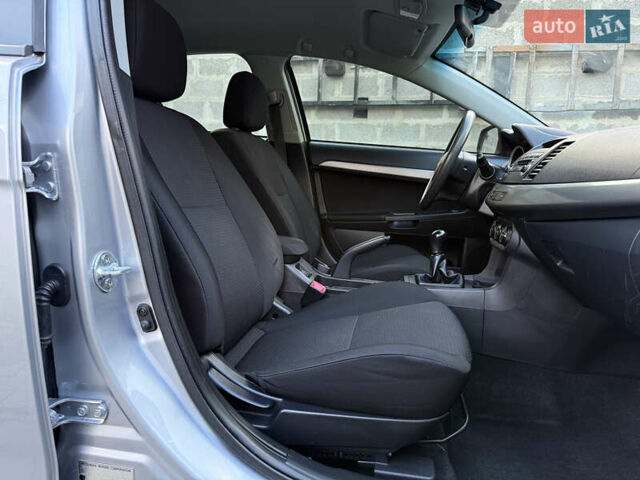Міцубісі Lancer 2007 у Житомирі на Automoto.ua Сірий Міцубісі Lancer, об'ємом двигуна 1.5 л та пробігом 195 тис. км за 5700 $, фото 41 на Automoto.ua
