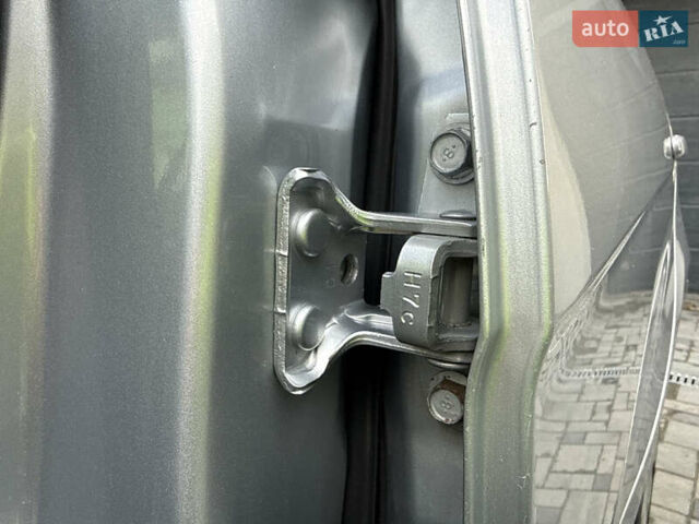 Міцубісі Lancer 2007 у Житомирі на Automoto.ua Сірий Міцубісі Lancer, об'ємом двигуна 1.5 л та пробігом 195 тис. км за 5700 $, фото 60 на Automoto.ua