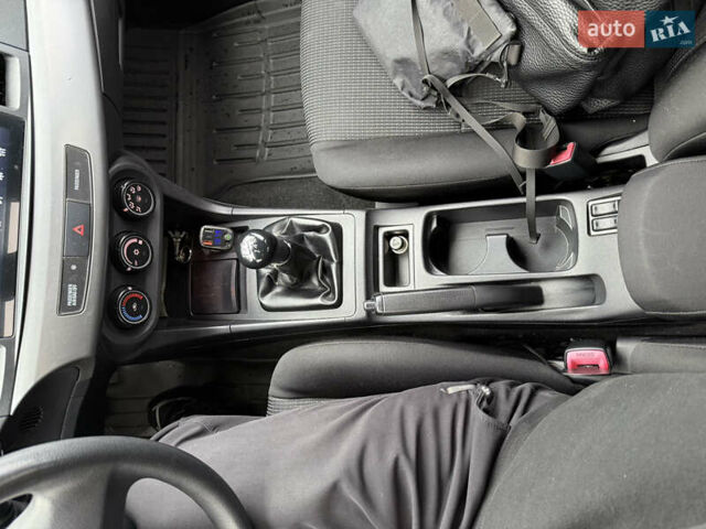 Серый Мицубиси Лансер, объемом двигателя 1.5 л и пробегом 97 тыс. км за 7300 $, фото 20 на Automoto.ua